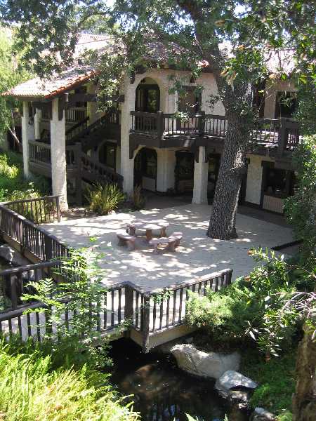 Westlake Office courtyard_edited